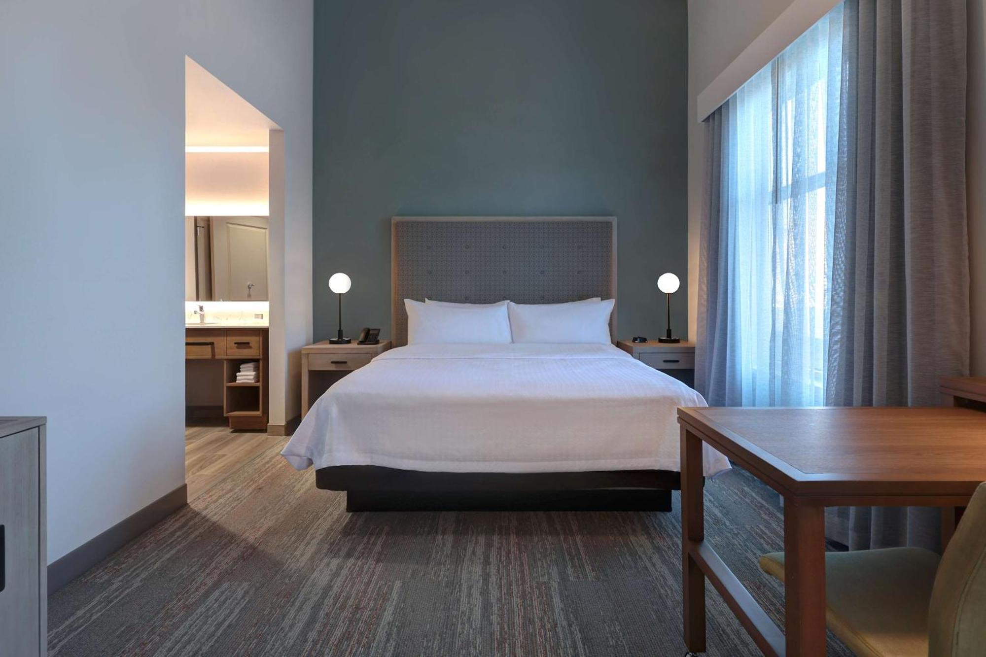 Homewood By Hilton Santa Clarita/valencia, Ca 3* Santa Clarita